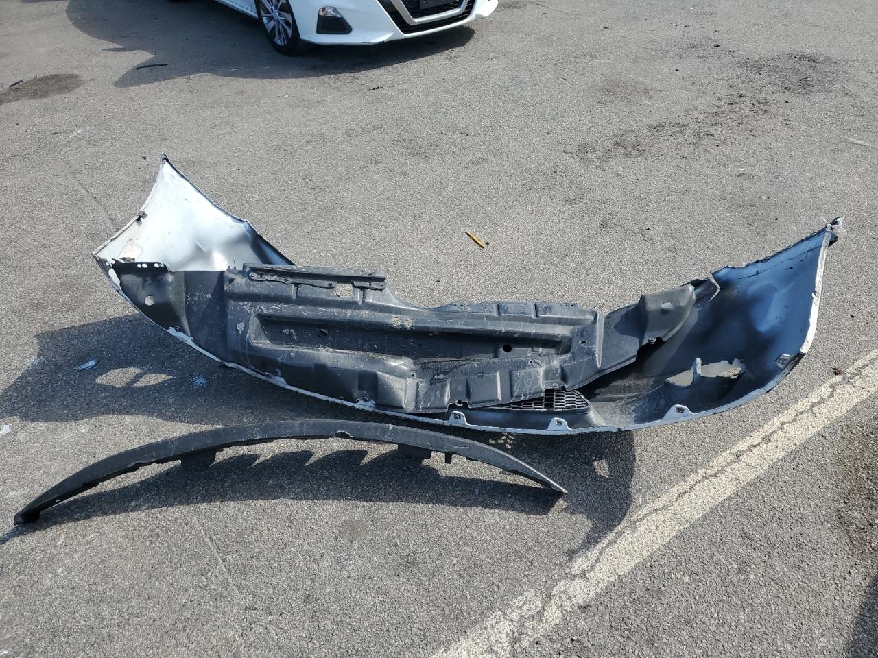 2017 Toyota Sienna Le VIN: 5TDKZ3DC7HS853105 Lot: 81829925