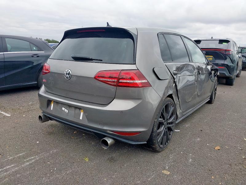 2016 VOLKSWAGEN GOLF GTI PERFORMANCE S-A 