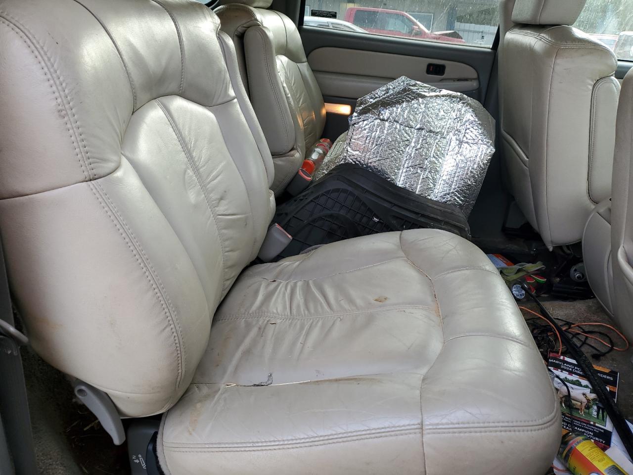 2001 Chevrolet Suburban K2500 VIN: 3GNGK26U11G277209 Lot: 85013605