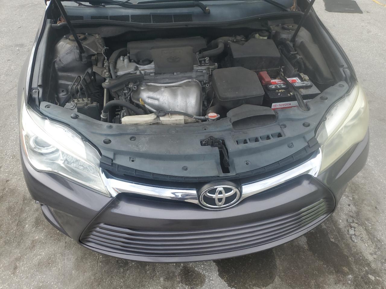 2016 Toyota Camry Le VIN: 4T1BF1FK3GU508631 Lot: 70381105