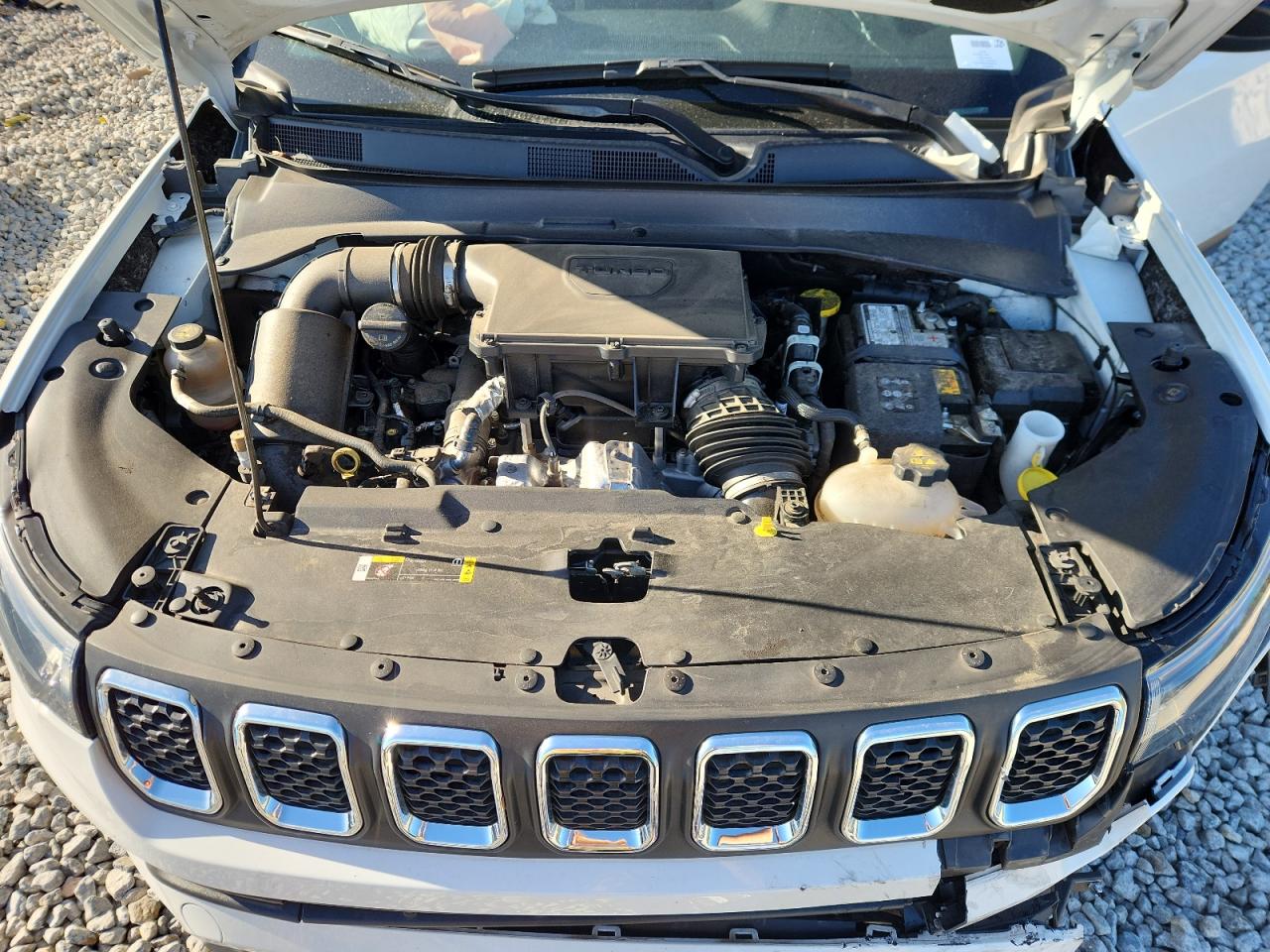 2024 Jeep Compass Latitude VIN: 3C4NJDBN0RT582412 Lot: 81834455