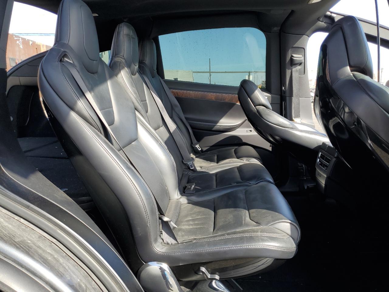 2016 Tesla Model X VIN: 5YJXCAE21GF002681 Lot: 66333525