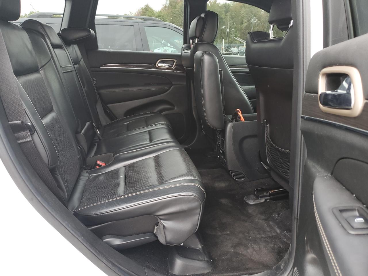 2015 Jeep Grand Cherokee Overland VIN: 1C4RJFCG8FC639010 Lot: 84939425