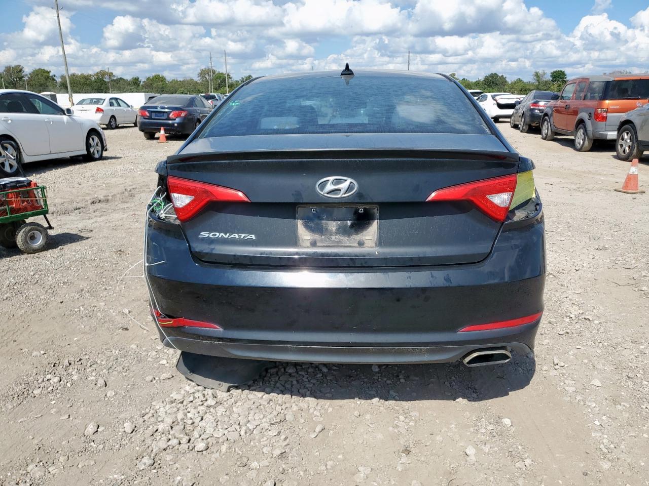 2015 Hyundai Sonata Se VIN: 5NPE24AF5FH245012 Lot: 84987455