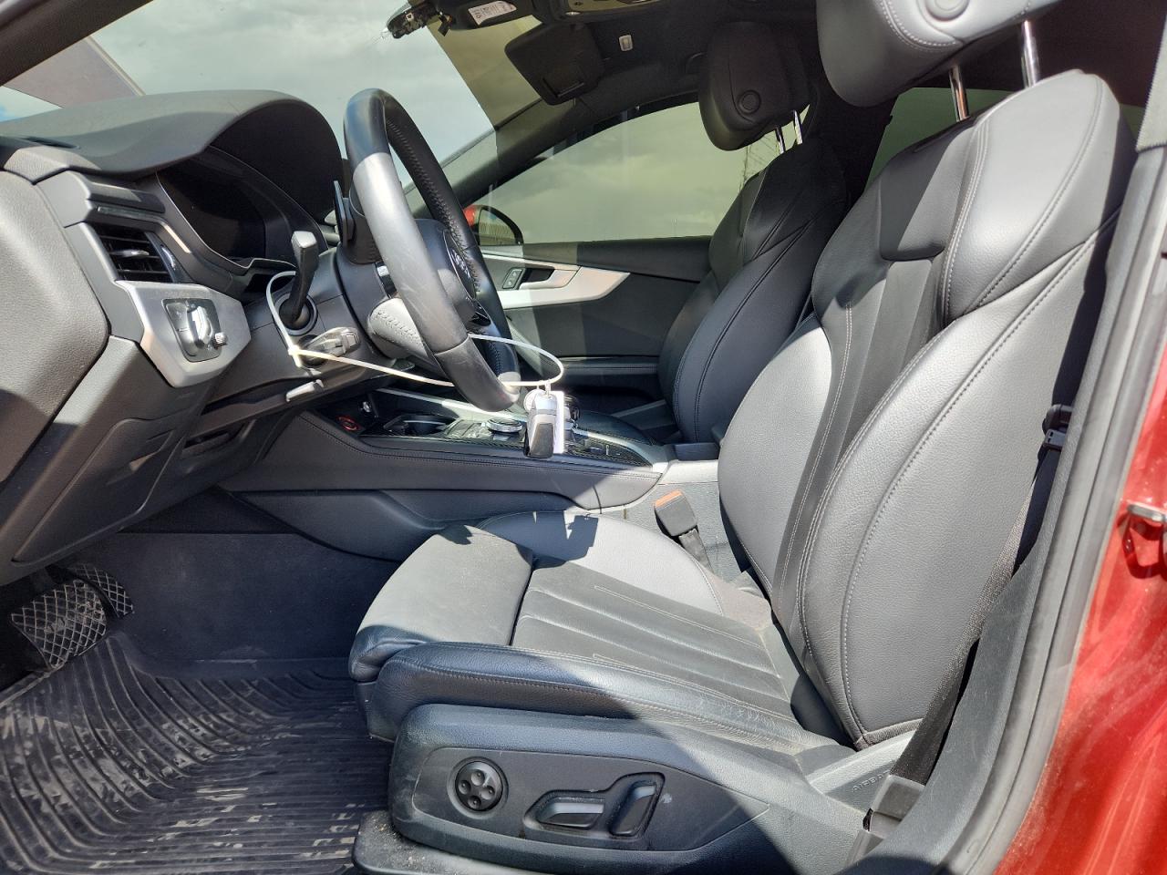 2019 Audi A4 Premium Plus VIN: WAUENAF45KA067498 Lot: 85877355