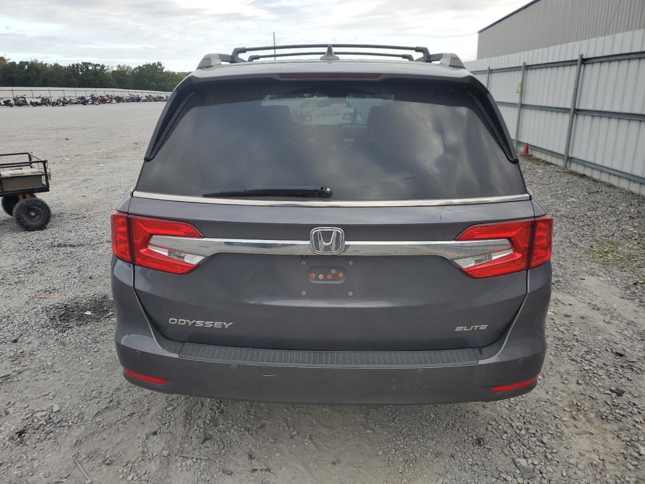 2018 Honda Odyssey Elite VIN: 5FNRL6H90JB015427 Lot: 86076565