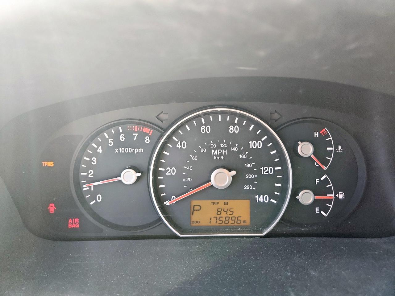 2009 Kia Rondo Base VIN: KNAFG528X97222617 Lot: 85582865