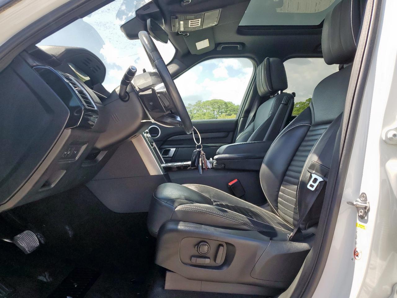 2018 Land Rover Discovery Hse Luxury VIN: SALRT2RV1JA058759 Lot: 84365615