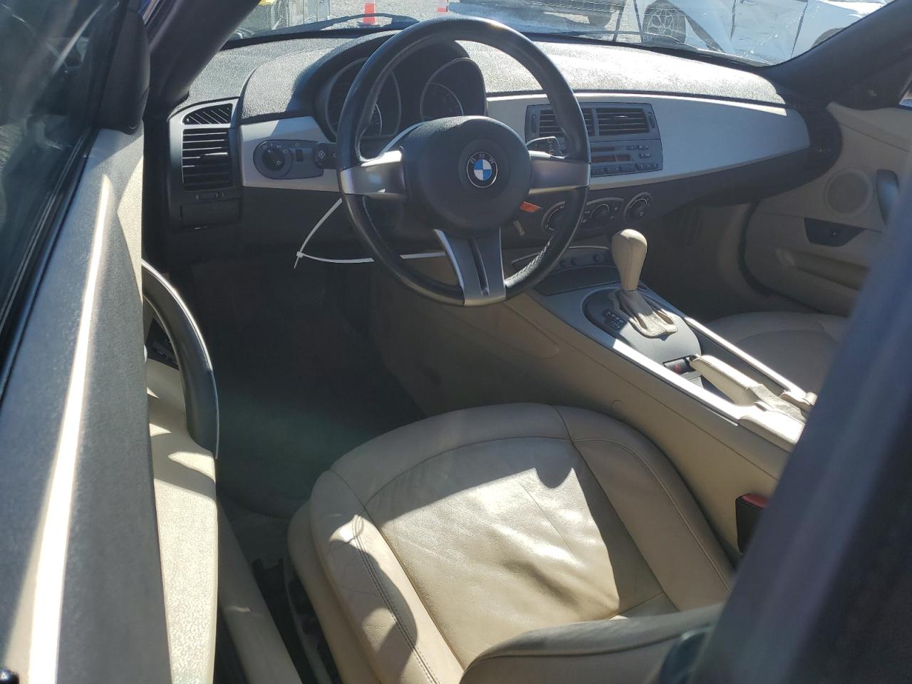 2003 BMW Z4 2.5 VIN: 4USBT33493LS41245 Lot: 85943195