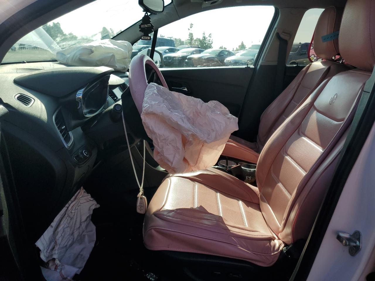 2018 Chevrolet Trax 1Lt VIN: 3GNCJLSB0JL237979 Lot: 87480745