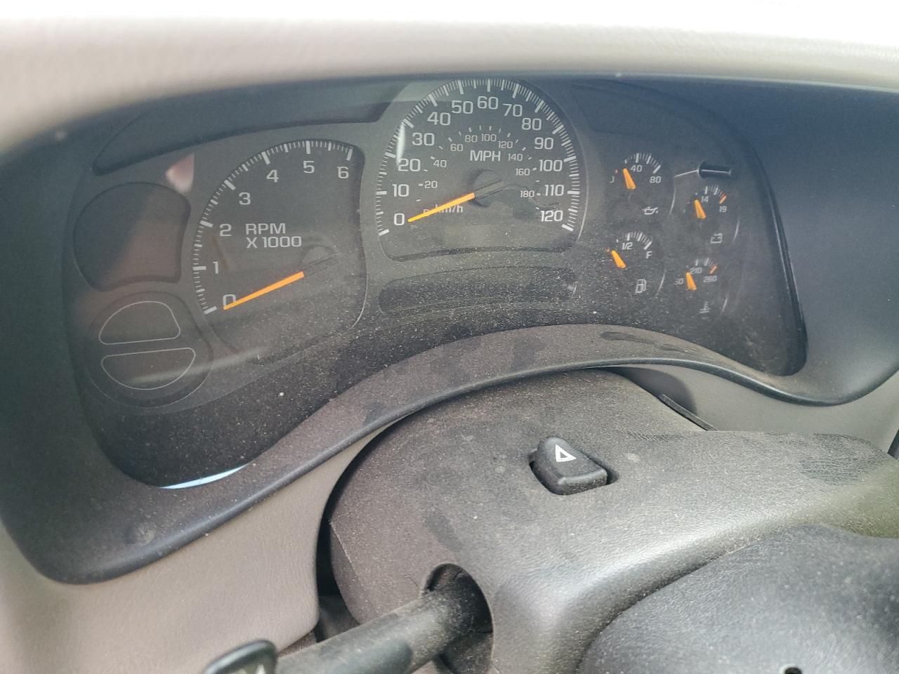 2005 GMC New Sierra K1500 VIN: 1GTEK19T15E209406 Lot: 85683365