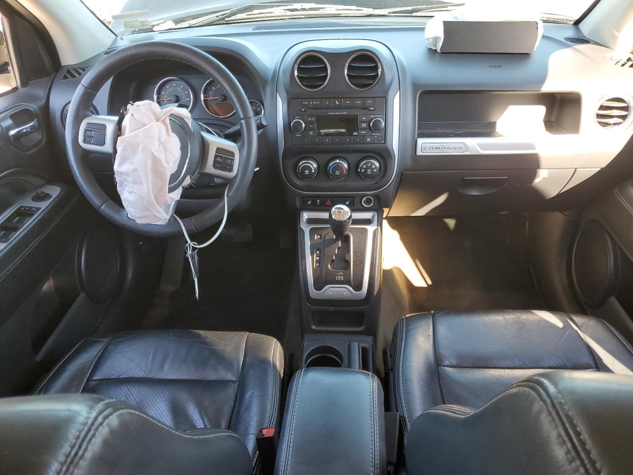 2016 Jeep Compass Latitude VIN: 1C4NJCEA1GD764965 Lot: 82648795