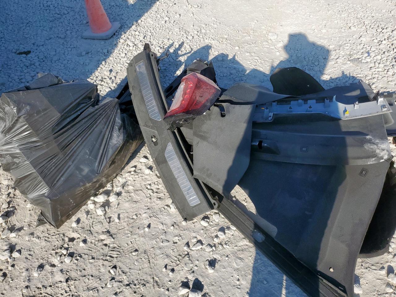 2023 GMC Yukon Xl Denali Ultimate VIN: 1GKS2KKL1PR111690 Lot: 84645455