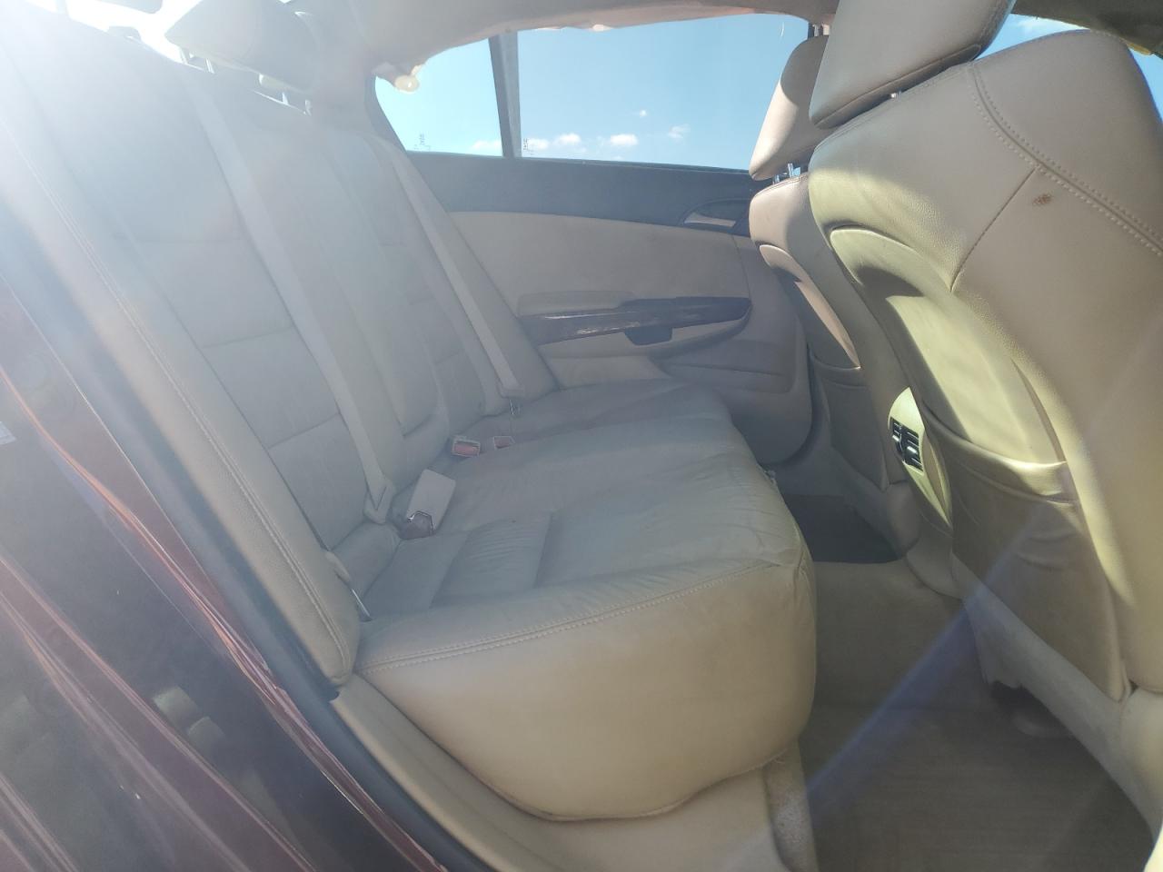 2011 Honda Accord Exl VIN: 1HGCP2F88BA079756 Lot: 85854945