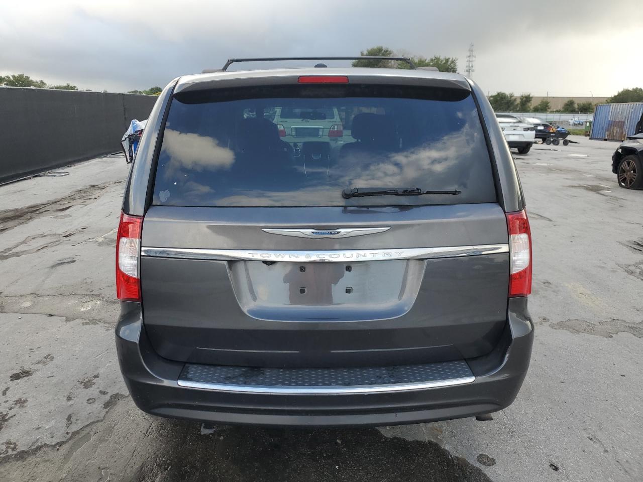 2016 Chrysler Town & Country Touring VIN: 2C4RC1BG2GR120283 Lot: 85340345