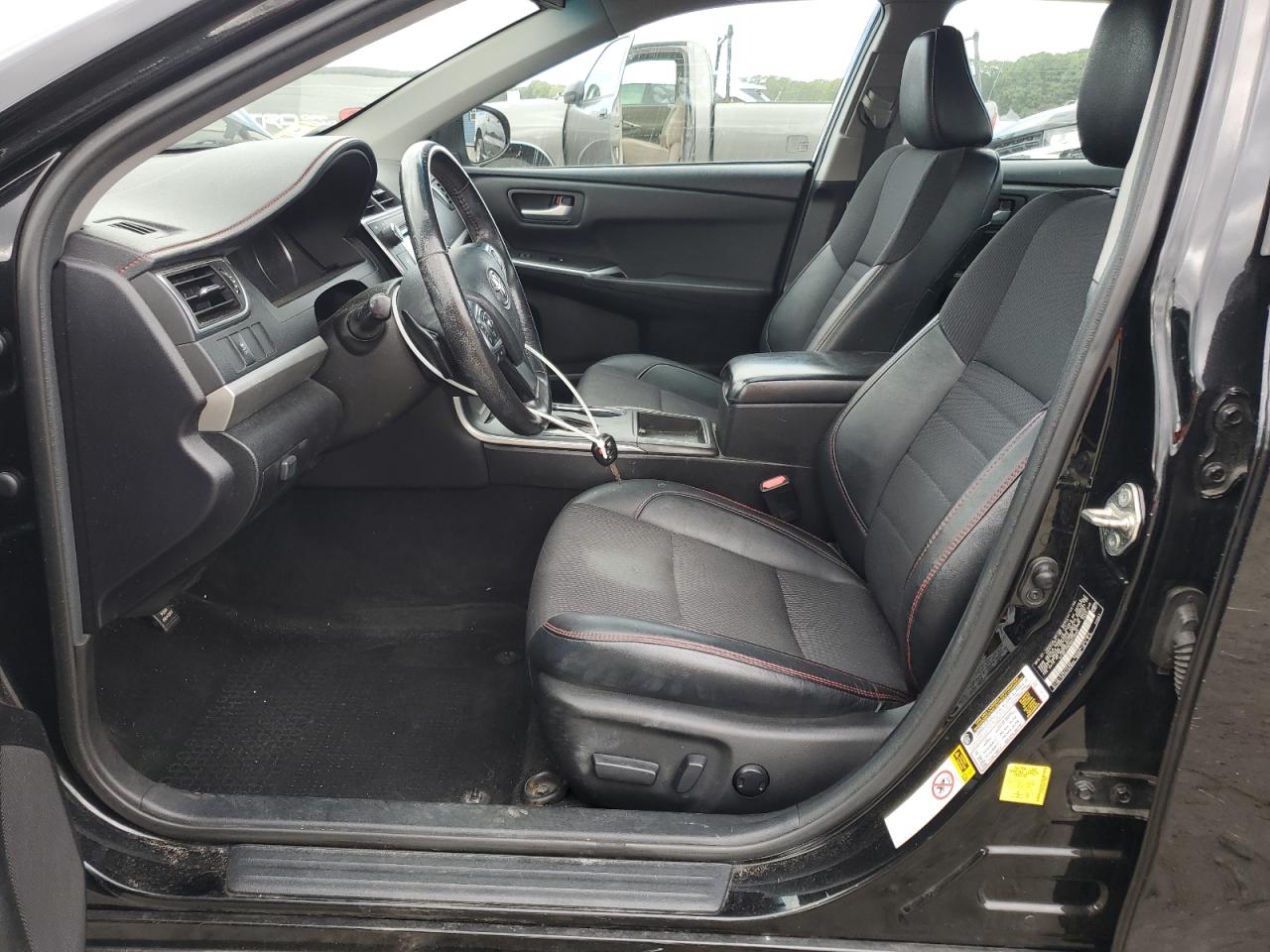 2017 Toyota Camry Le VIN: 4T1BF1FK4HU770093 Lot: 71427335