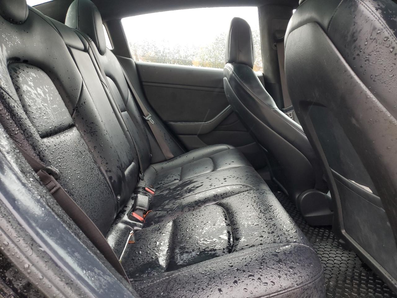 2018 Tesla Model 3 VIN: 5YJ3E1EA8JF089440 Lot: 84900205