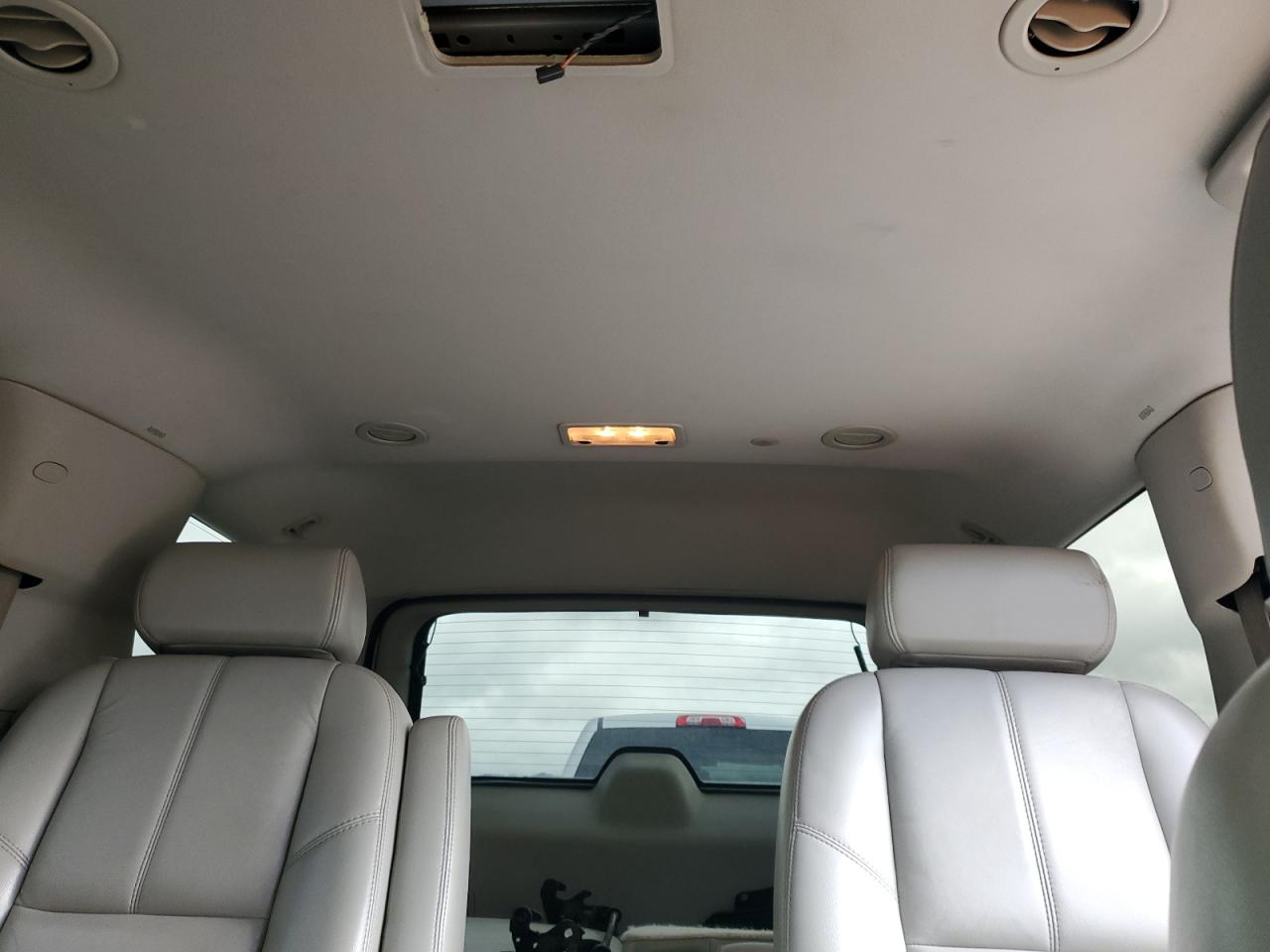 2007 Chevrolet Tahoe K1500 VIN: 1GNFK13067R104575 Lot: 82212005