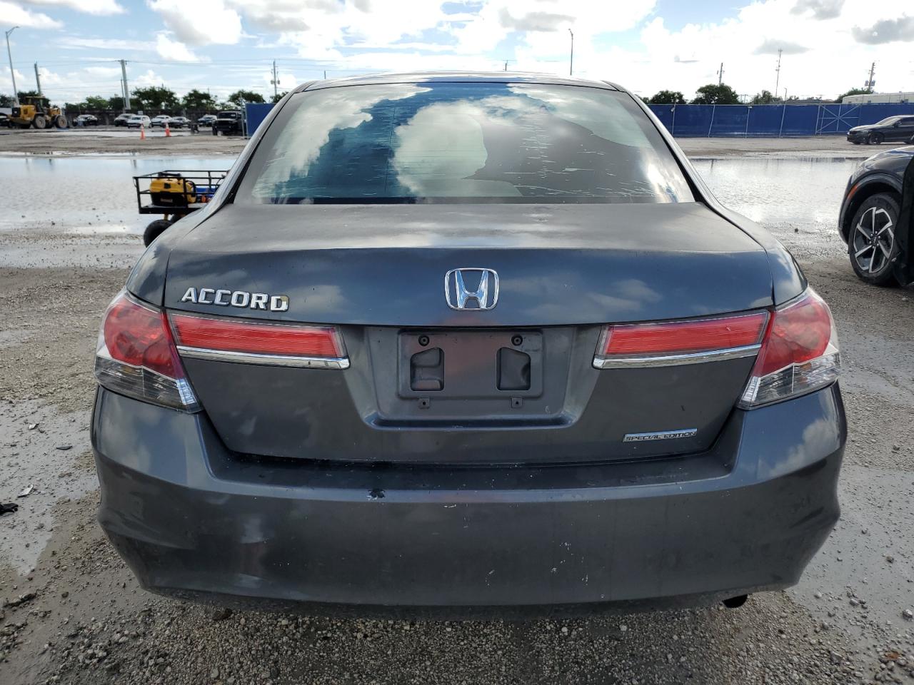 2011 Honda Accord Se VIN: 1HGCP2F67BA144241 Lot: 82204125