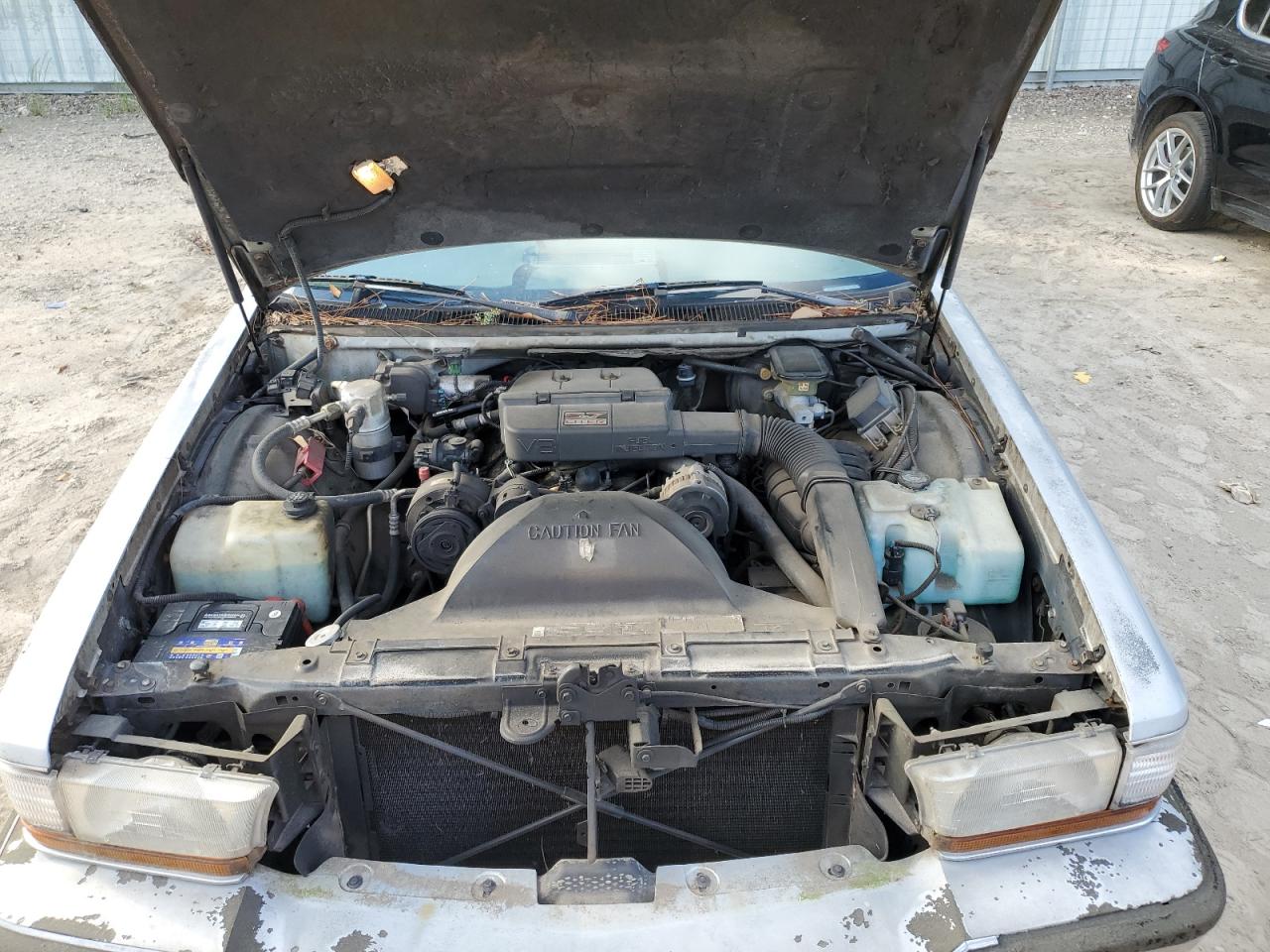 1992 Buick Roadmaster VIN: 1G4BN5377NR453577 Lot: 85686315