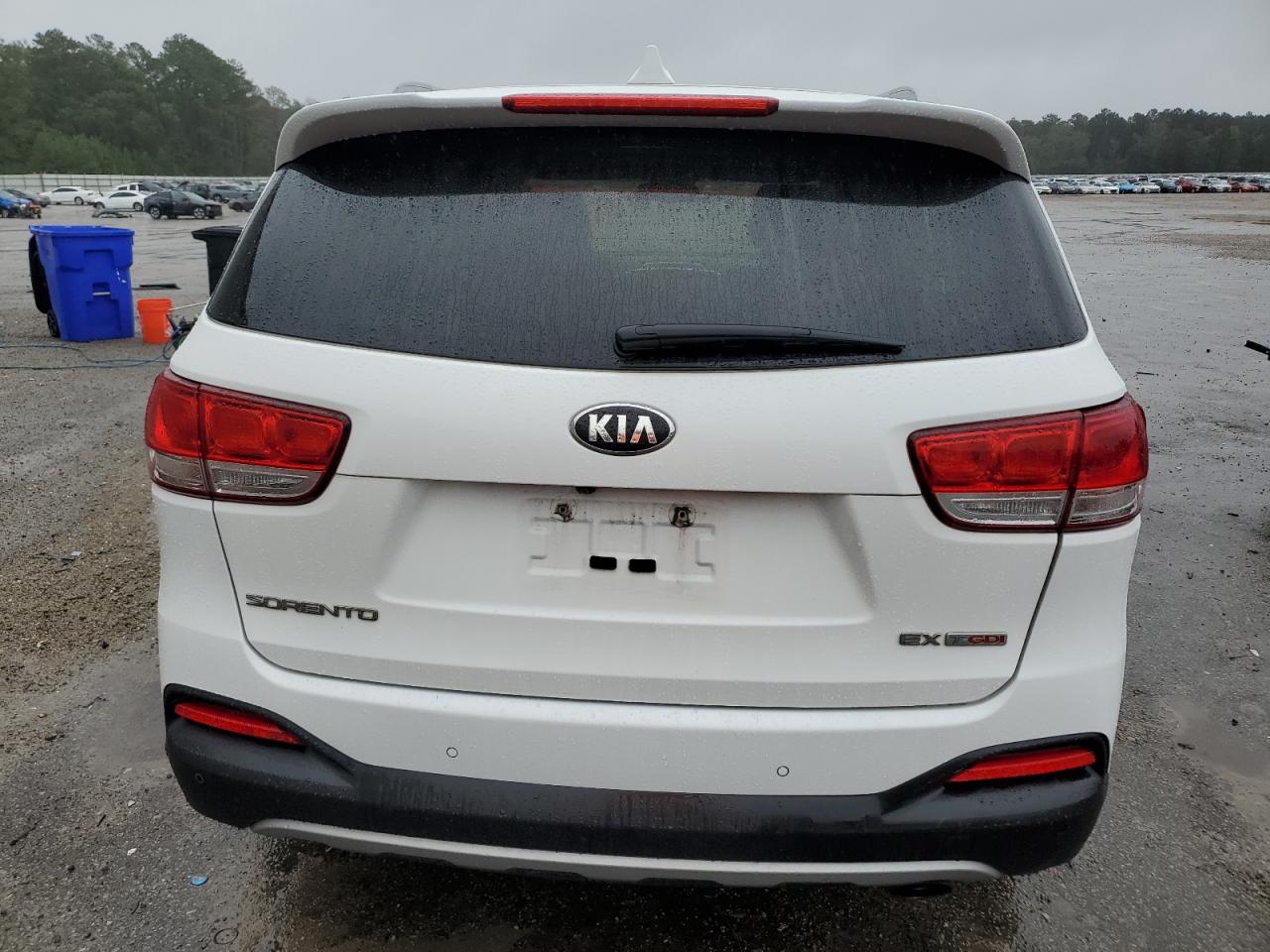 2016 Kia Sorento Ex VIN: 5XYPH4A11GG014368 Lot: 84573075