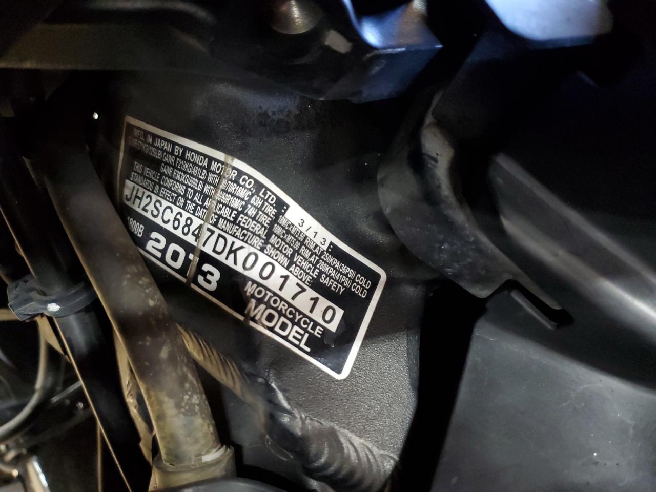 2013 Honda Gl1800 B VIN: JH2SC6847DK001710 Lot: 82348735