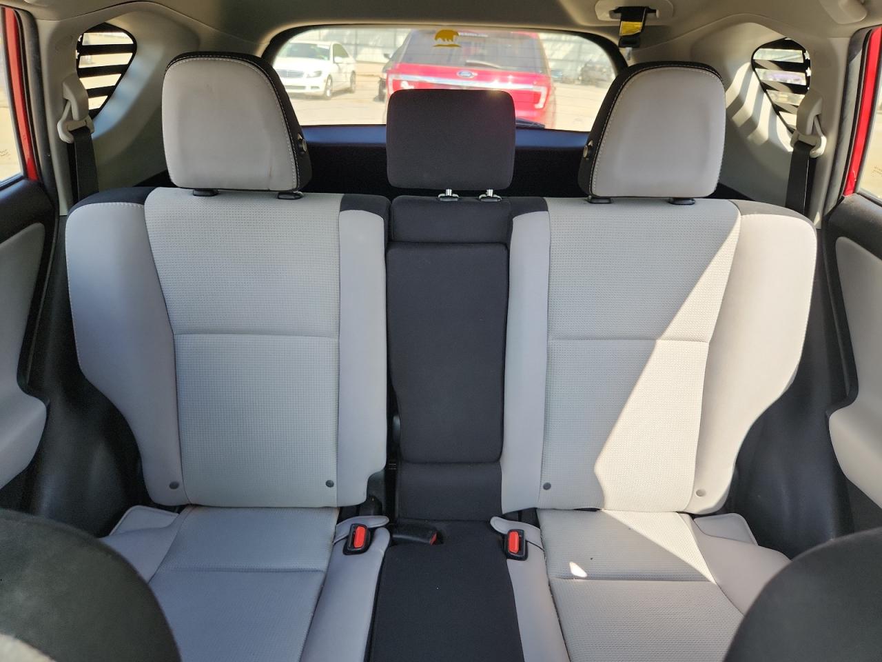 2016 Toyota Rav4 Xle VIN: 2T3RFREV5GW466933 Lot: 82180985