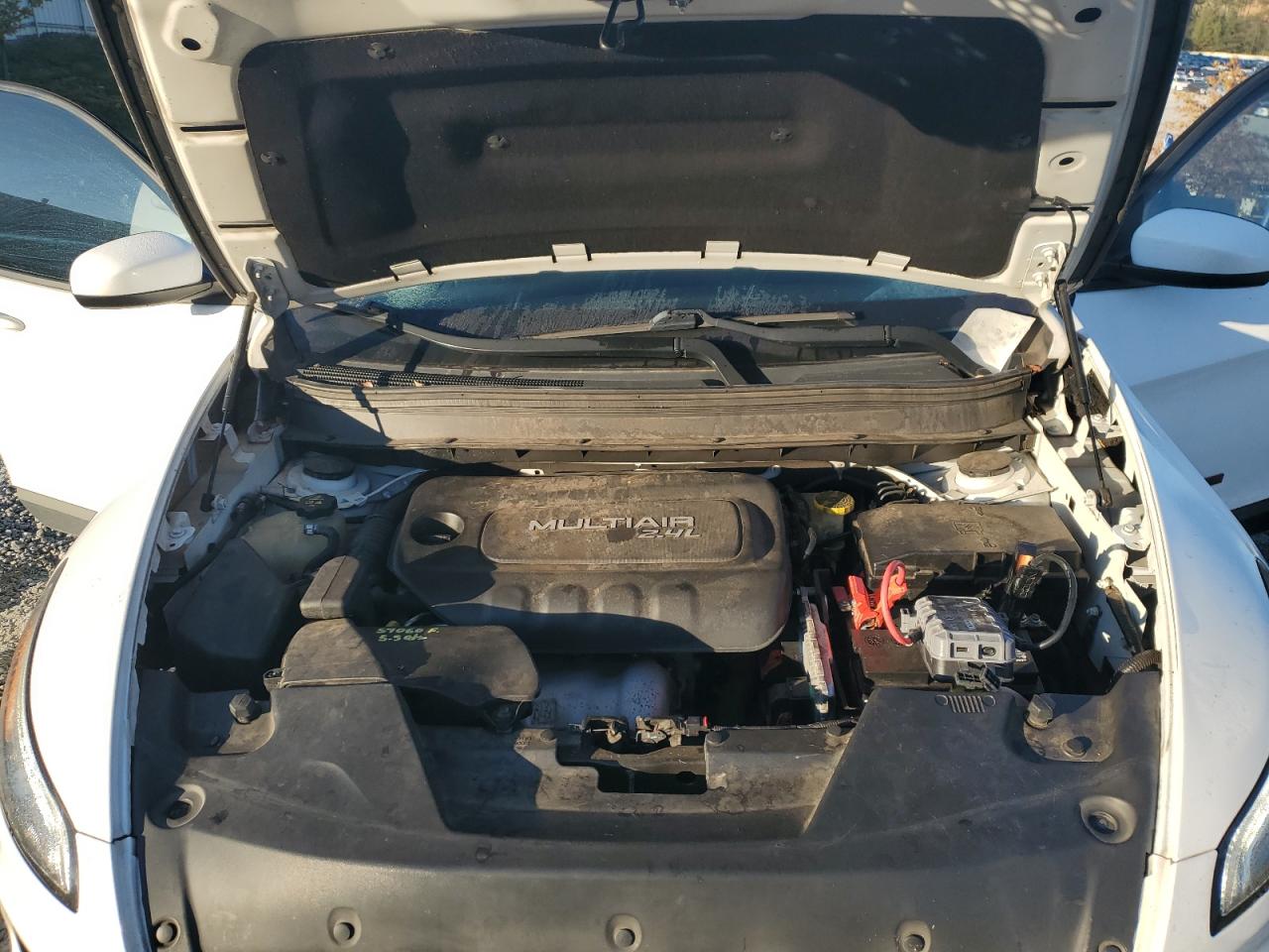 2017 Jeep Cherokee Latitude VIN: 1C4PJLCB2HW510286 Lot: 82512095