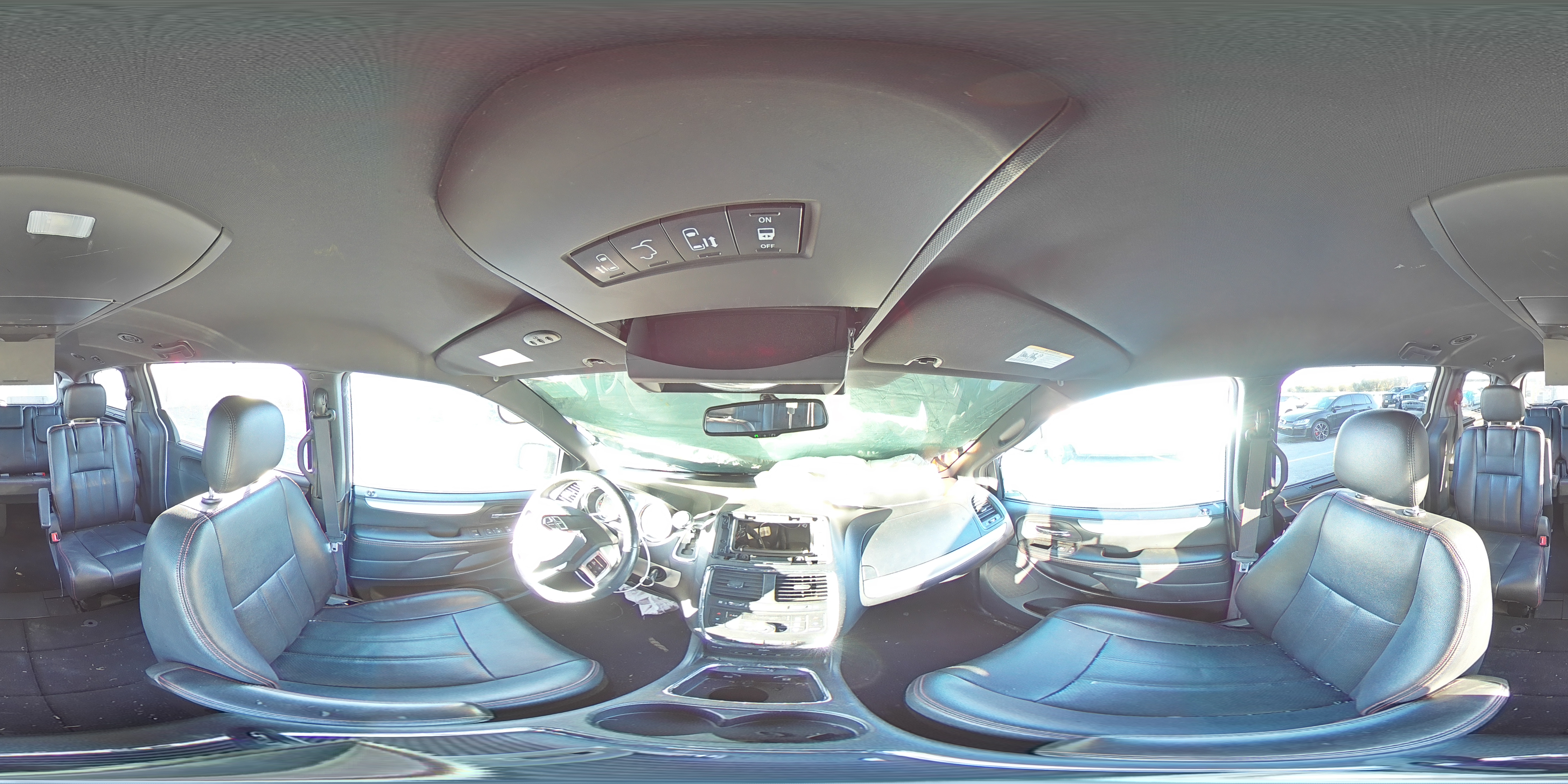 2015 Dodge Grand Caravan R/T VIN: 2C4RDGEGXFR634165 Lot: 86266705