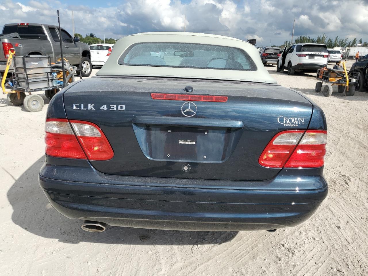 2002 Mercedes-Benz Clk 430 VIN: WDBLK70G82T102806 Lot: 89738365