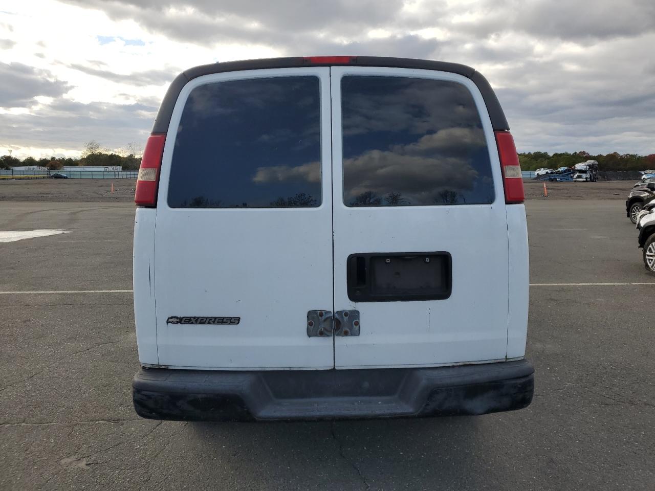 2007 Chevrolet Express G2500 VIN: 1GCGG25V971253199 Lot: 90725485