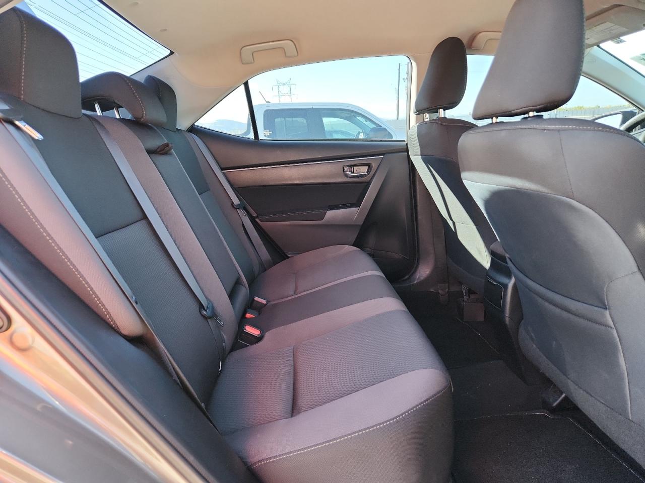 2017 Toyota Corolla L VIN: 2T1BURHE7HC948060 Lot: 85300365