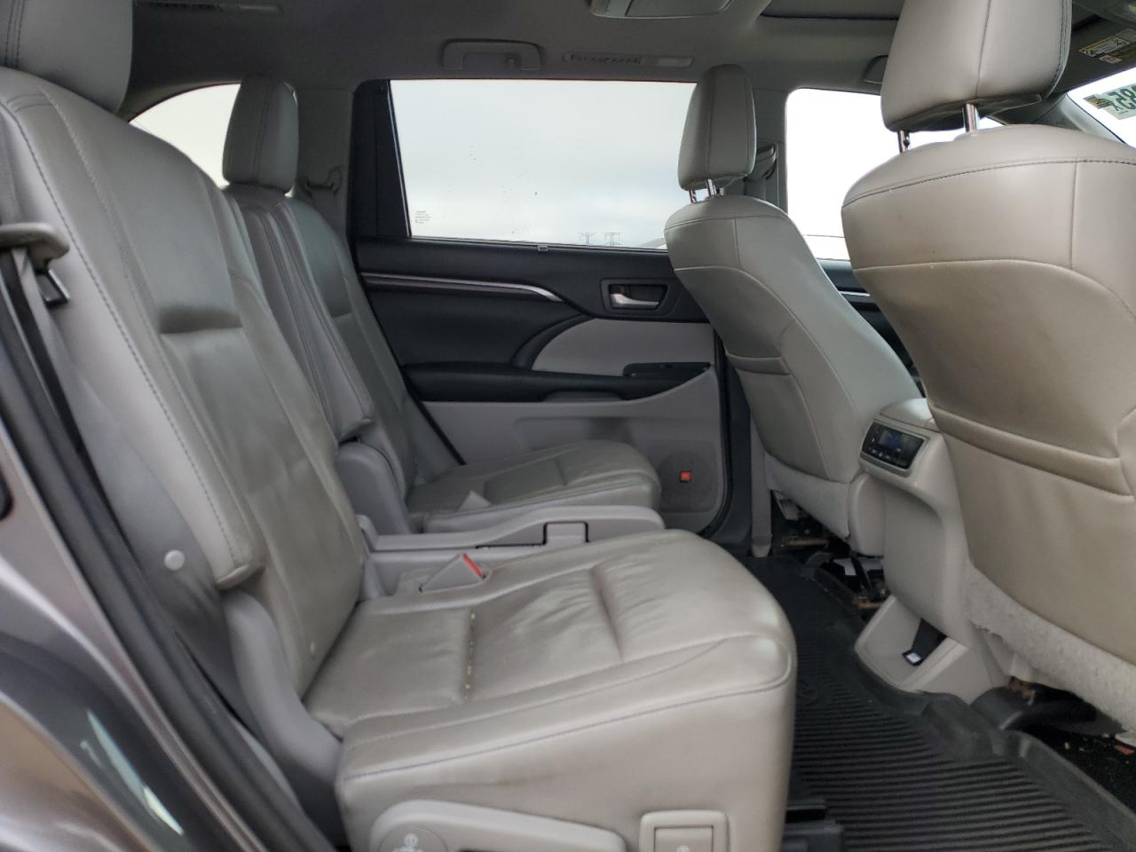 2015 Toyota Highlander Limited VIN: 5TDDKRFH6FS121943 Lot: 85426885