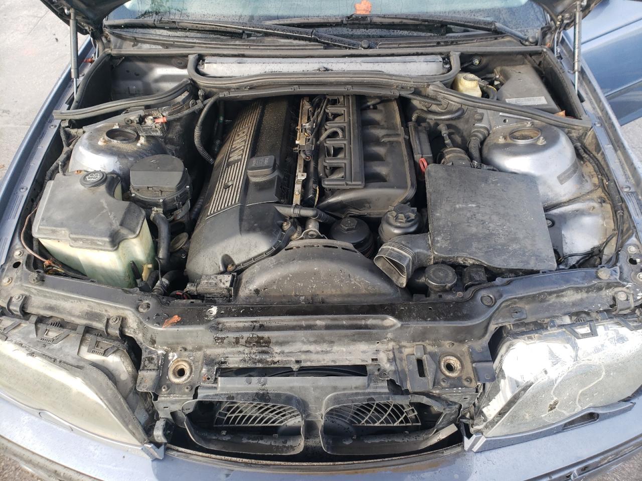 2003 BMW 325 I VIN: WBAET374X3NJ23977 Lot: 90474555