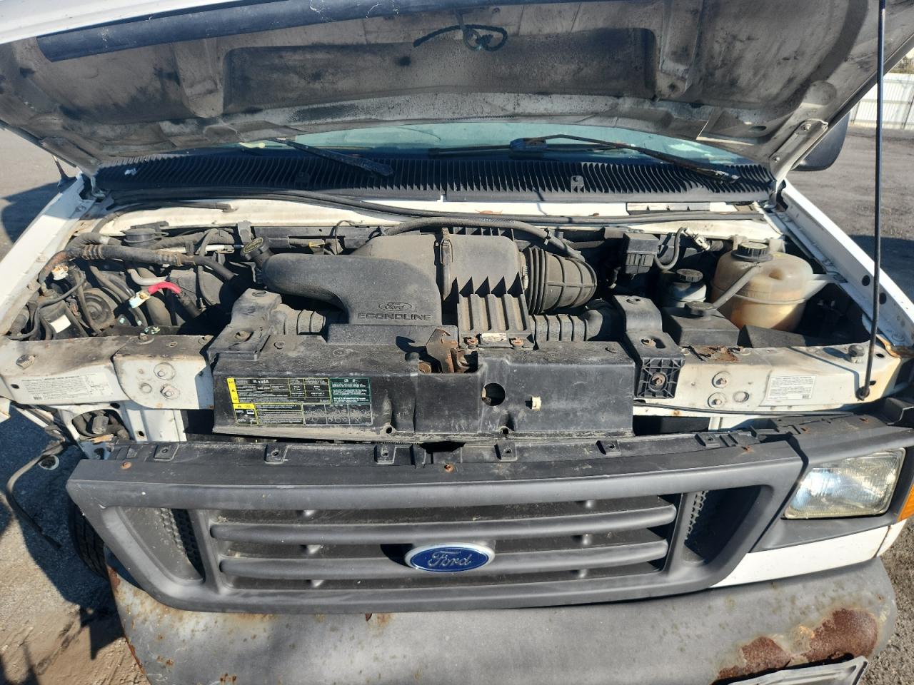 2004 Ford Econoline E350 Super Duty Cutaway Van VIN: 1FDSE35L14HA21926 Lot: 84967665