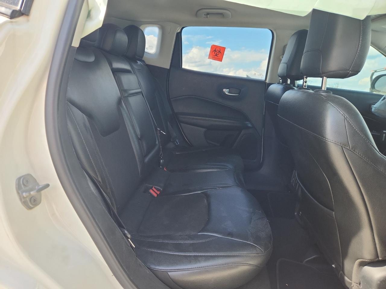 2018 Jeep Compass Latitude VIN: 3C4NJCBB9JT327164 Lot: 85785555