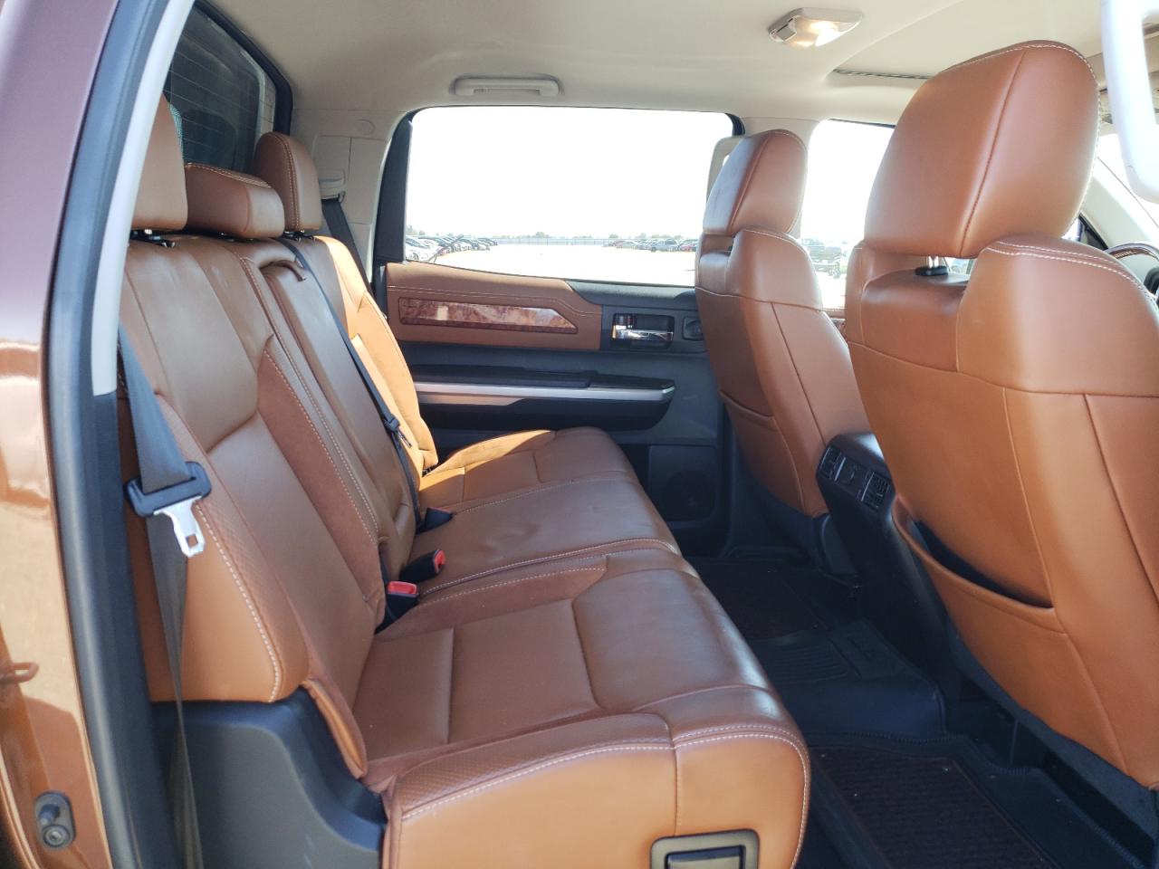 2014 Toyota Tundra Crewmax Platinum VIN: 5TFAY5F14EX410728 Lot: 82355595