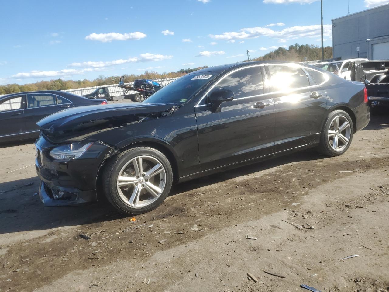 2017 Volvo S90 T5 Momentum