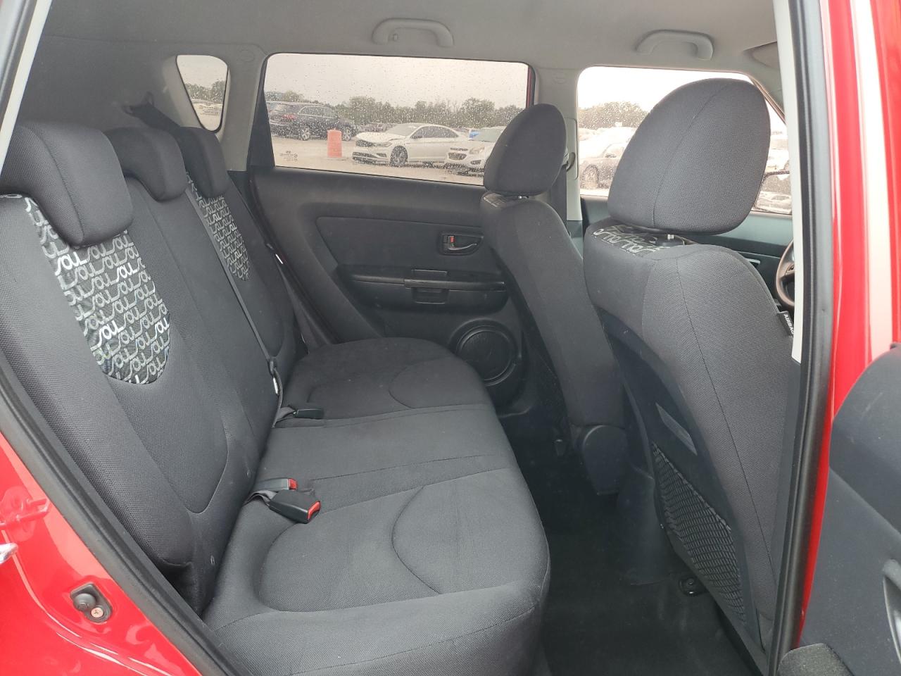 2010 Kia Soul + VIN: KNDJT2A28A7119589 Lot: 82250965