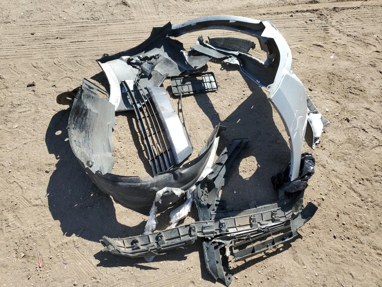 2016 Toyota Corolla L VIN: 5YFBURHE8GP553738 Lot: 84988295