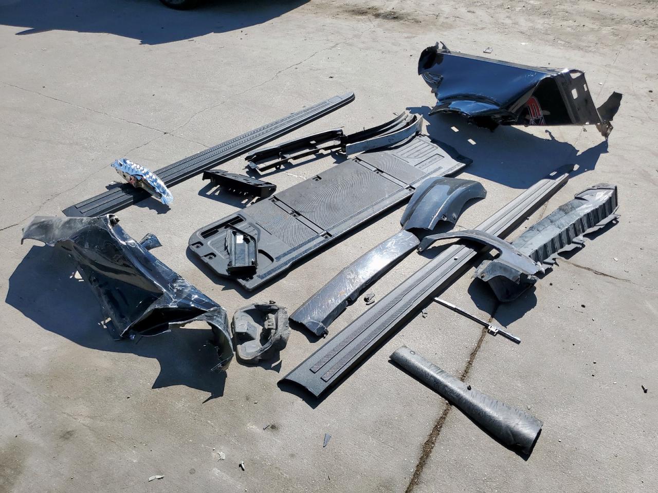 2022 Ford F150 Supercrew VIN: 1FTFW1E88NKE96142 Lot: 81998325