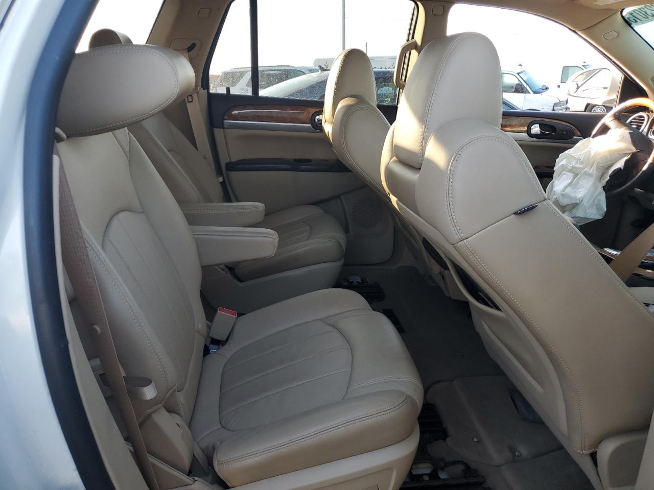 2011 Buick Enclave Cxl VIN: 5GAKRBED8BJ277581 Lot: 82301305