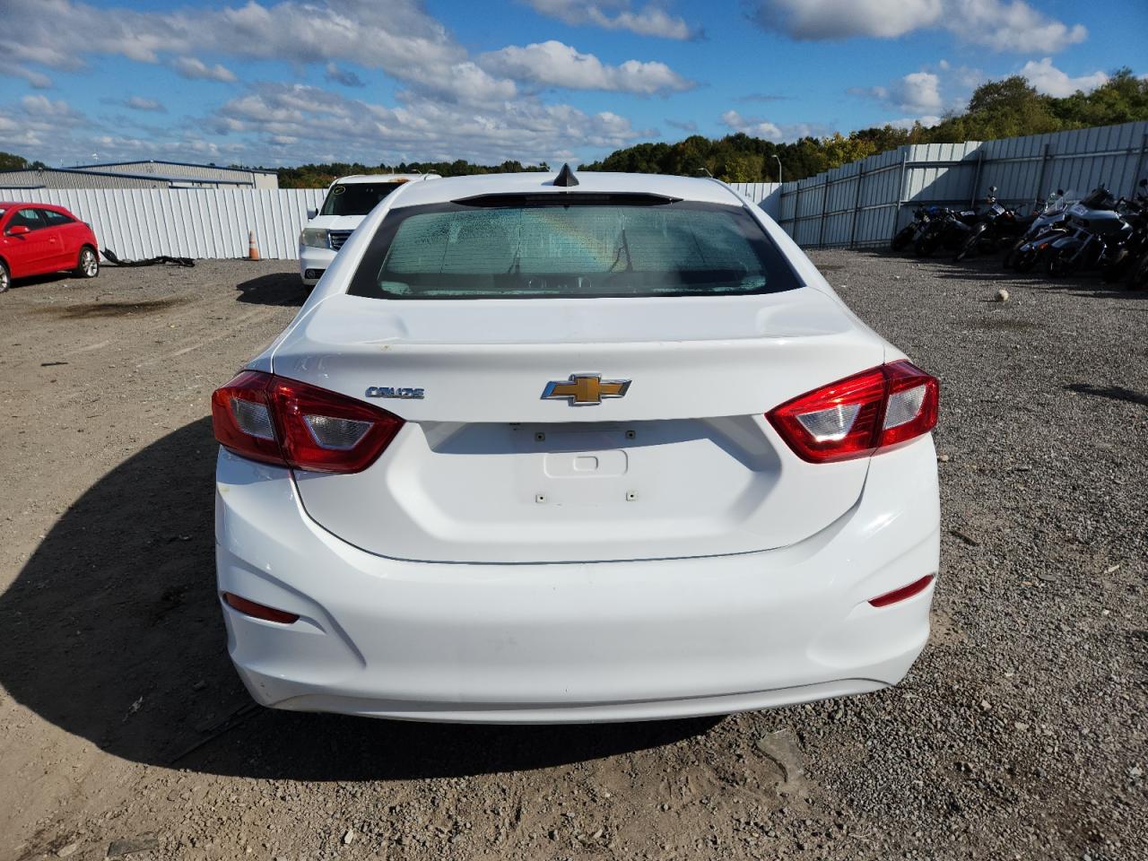 2018 Chevrolet Cruze Ls VIN: 1G1BC5SM5J7129169 Lot: 84905975