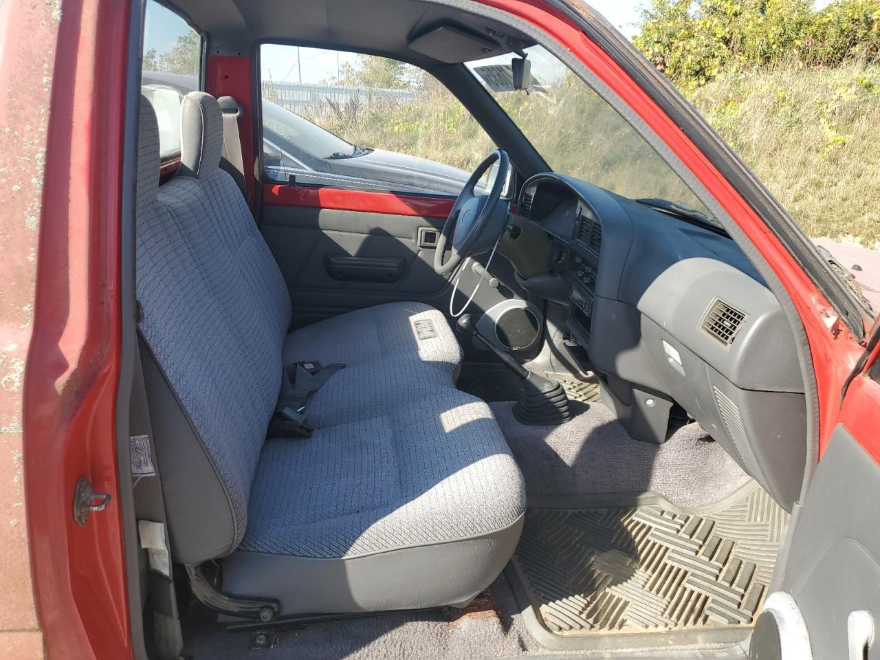 1994 Toyota Pickup 1/2 Ton Short Wheelbase VIN: JT4RN81A9R5186717 Lot: 85321635