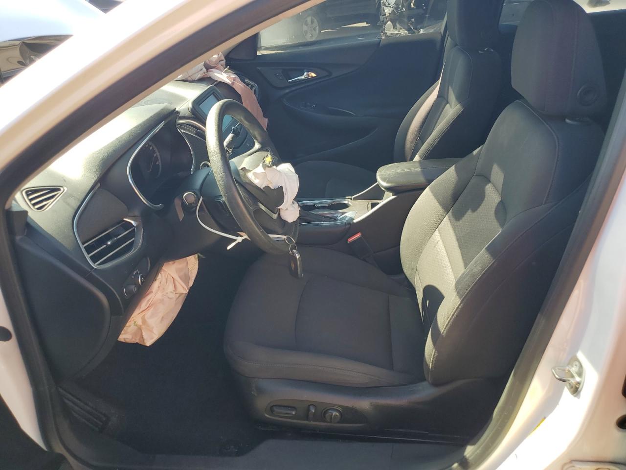 2018 Chevrolet Malibu Lt VIN: 1G1ZD5ST9JF123898 Lot: 84939115