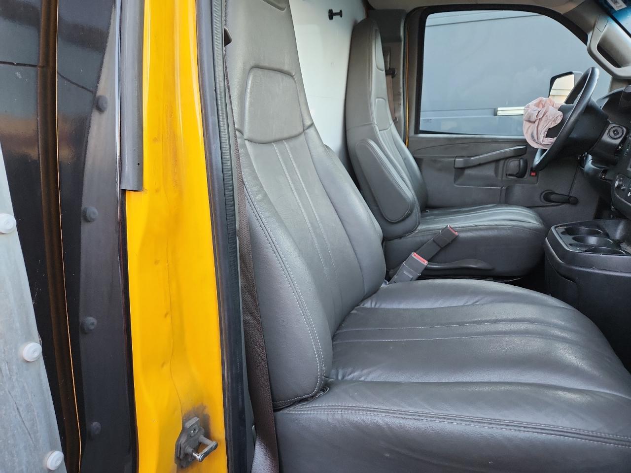 2018 GMC Savana Cutaway G3500 VIN: 7GZ37TCG5JN902041 Lot: 84052325