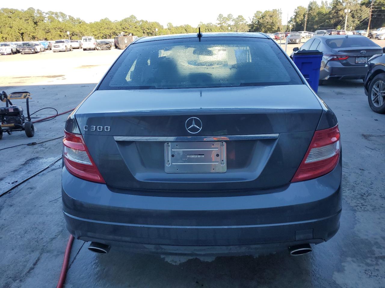 2011 Mercedes-Benz C 300 VIN: WDDGF5EB8BF629239 Lot: 87471265