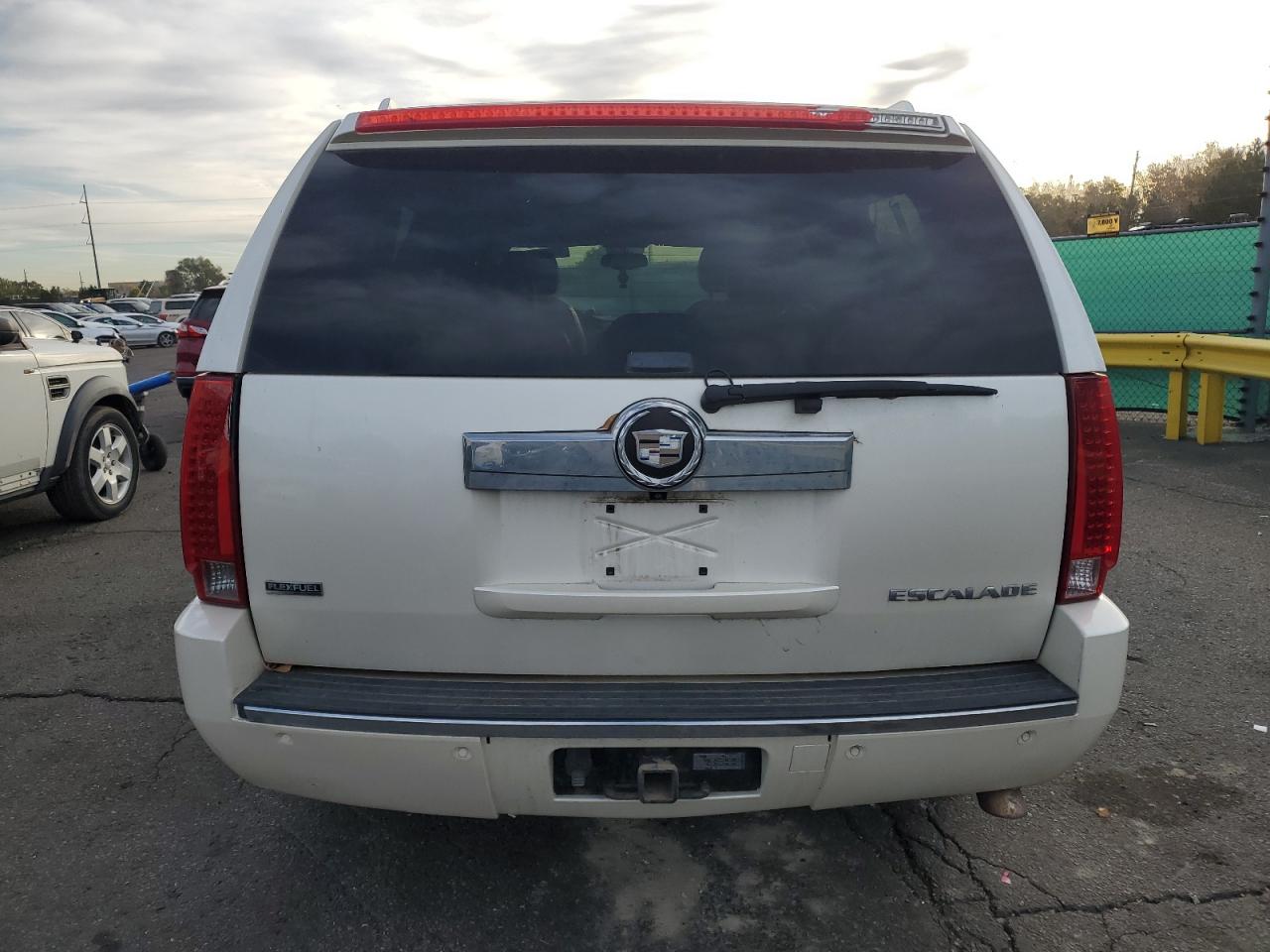 2011 Cadillac Escalade Esv Luxury VIN: 1GYS3HEF3BR149989 Lot: 89890965