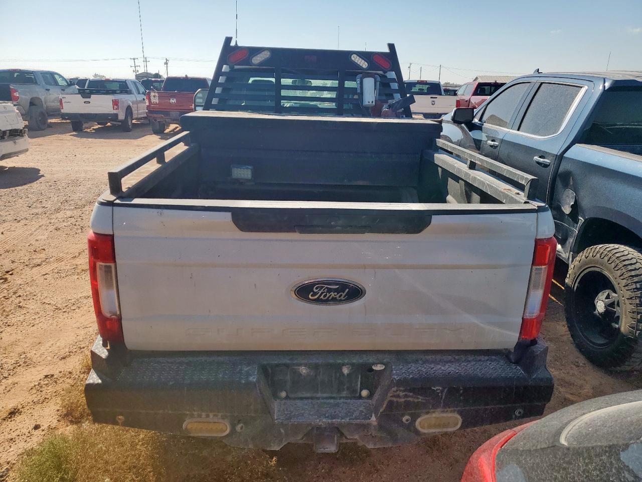 2018 Ford F350 Super Duty VIN: 1FT8W3BT0JEC94949 Lot: 72031735