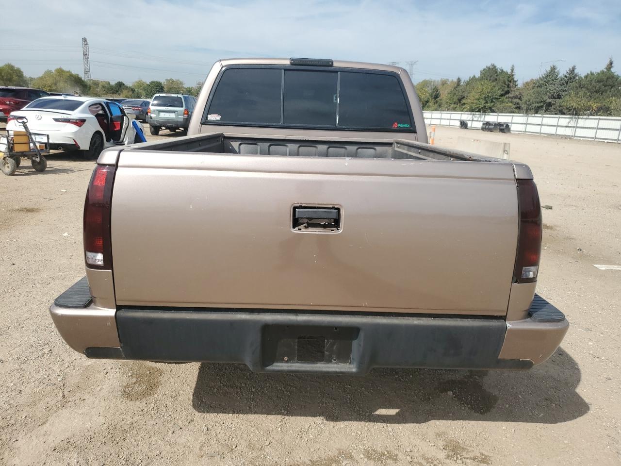 1996 Chevrolet Gmt-400 C1500 VIN: 2GBEC19M4T1248693 Lot: 84781705